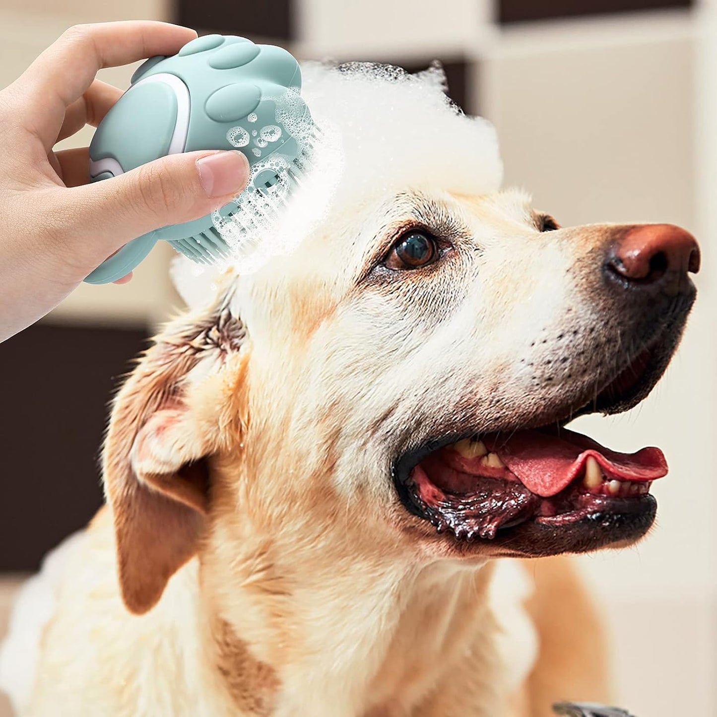 Pet Grooming Brush, Silicone Rubber Dog Bath Brush Comb, Soft Silicone Puppy Massage Brush Hair Fur Grooming Cleaning Brush with Shampoo Dispenser, Blue